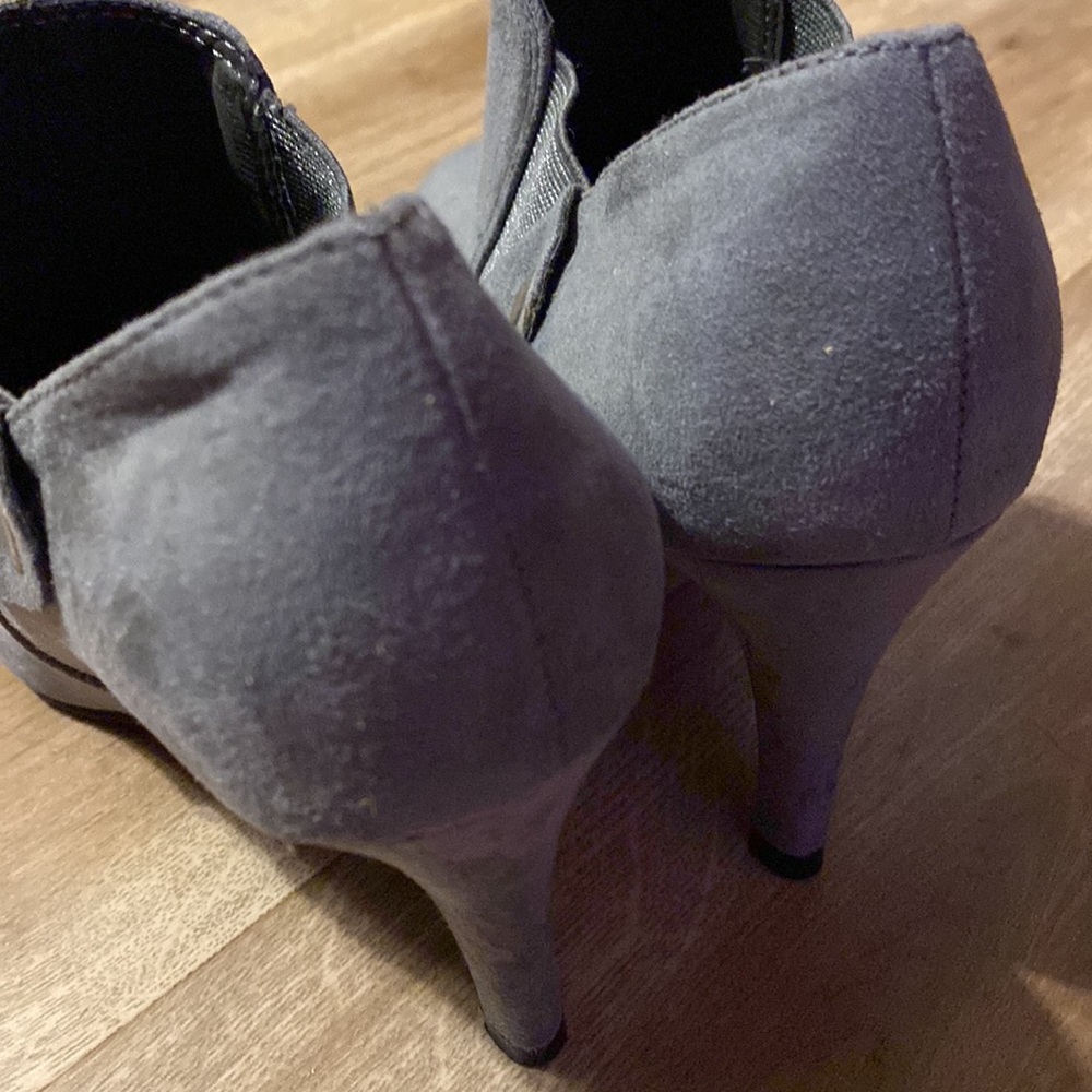 Heels - Picture 5 of 5